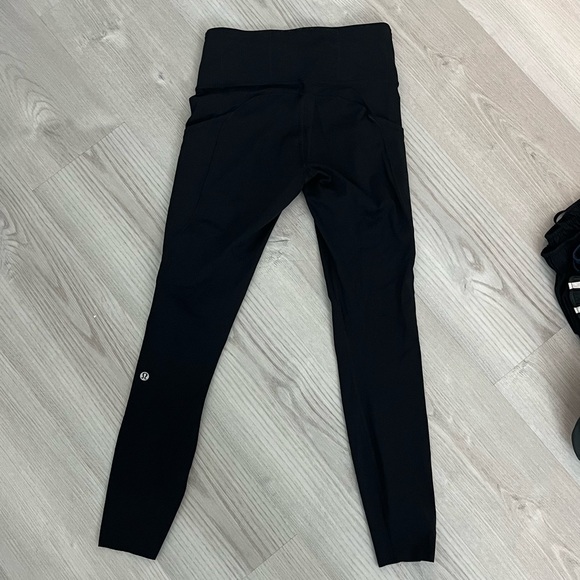 lulu lemon leggings - Picture 2 of 4